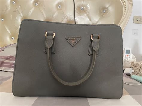 กระเป๋า prada milano dal 1913 ของแท้ ราคา